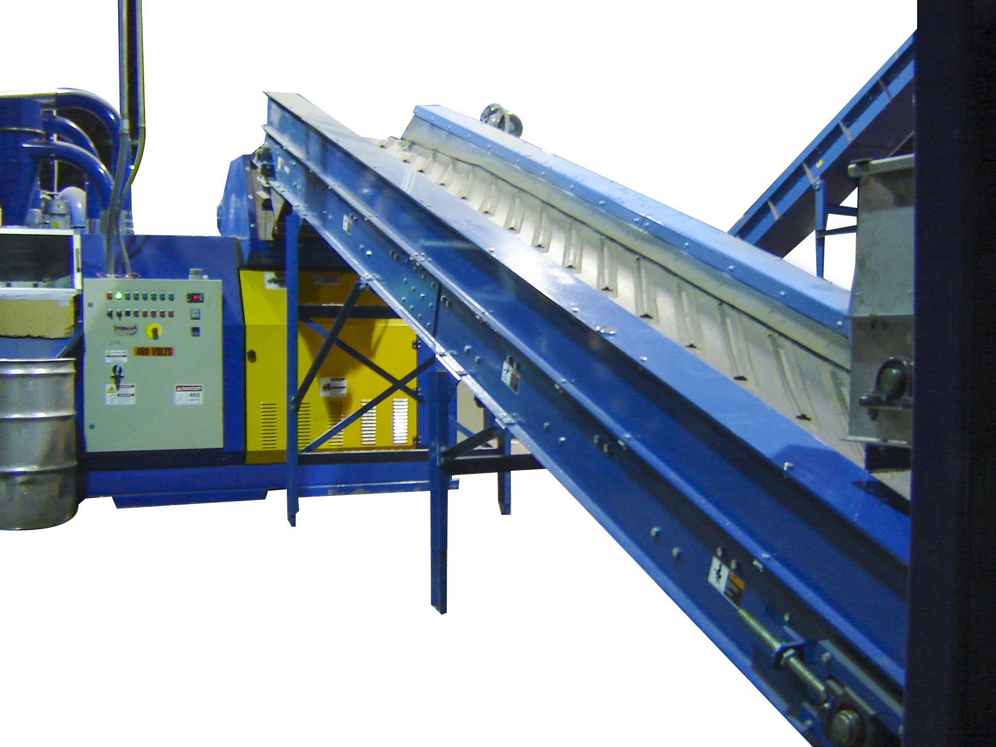E-scrap transfer conveyor